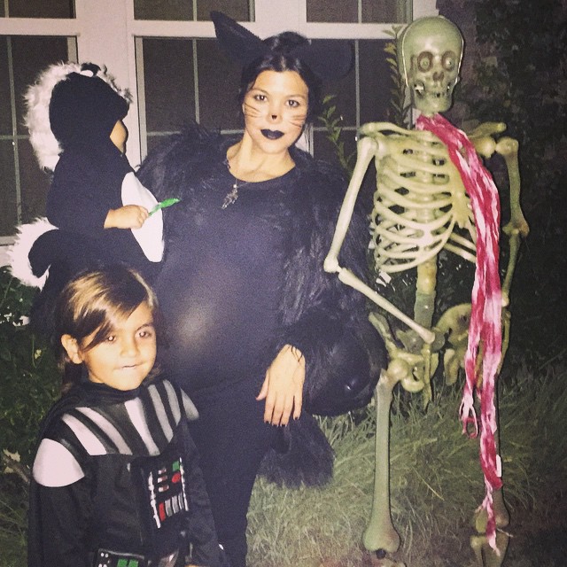 Kourtney Kardashian pregnant halloween costume