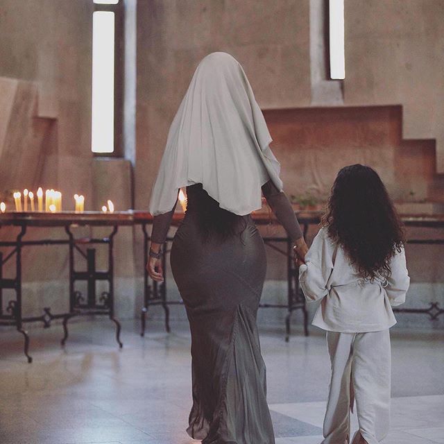 kim kardashian at Etchmiadzin Cathedral