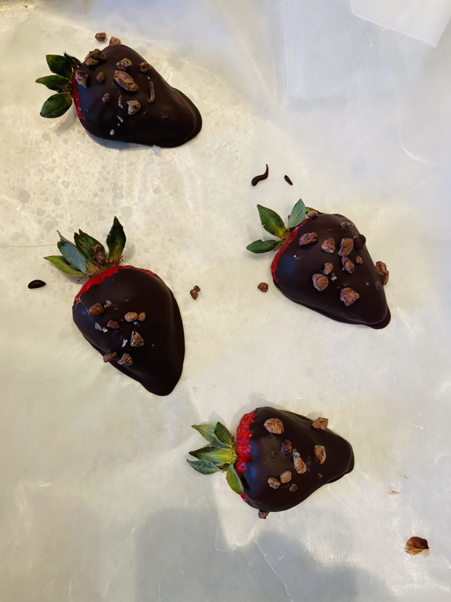 kim kardashian&#8217;s chocolate covered strawberries with peanuts