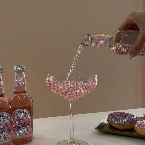 Goes to article How to Cut Back Alcohol in a Realistic Way