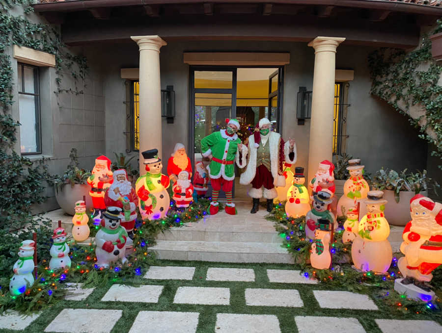 Kourtney Kardashian House Christmas Decor walk way with elves