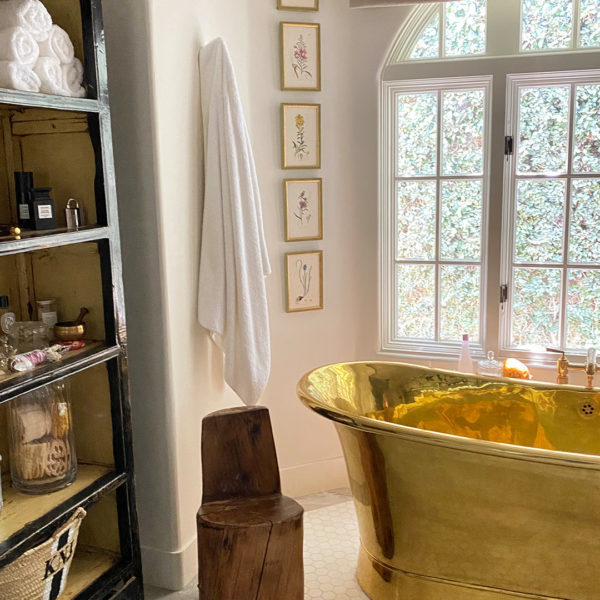 Go to article Inside Kendall Jenner’s Stunning Bathroom