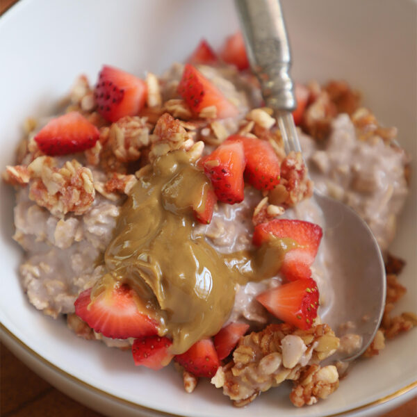 Goes to article Sweet Strawberry Overnight Oats with Sunflower Butter