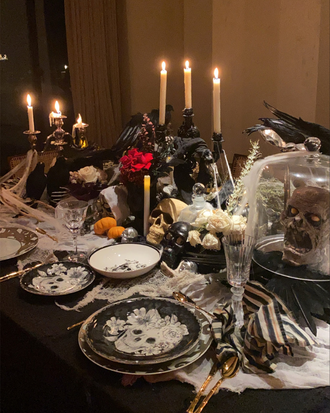 Under $50 Halloween Decorations Inspired by Kourt-6