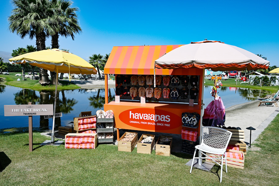 An outdoor booth from Havaianas with flip flops