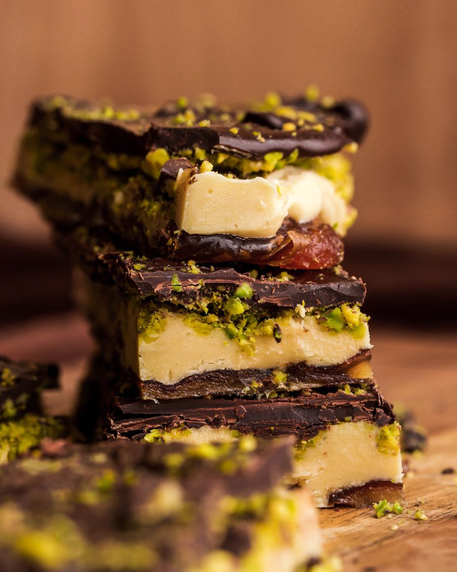 Tahini Pistachio Chocolate Bars-3