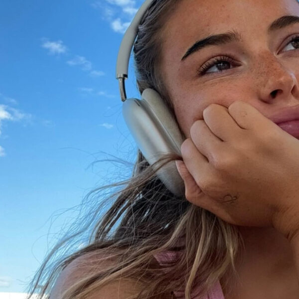 How to Stop Negative Thoughts Before They Spiral